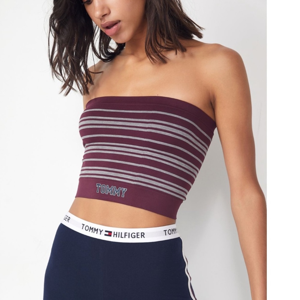❤️ NEW Urban Outfitters seamless tube top